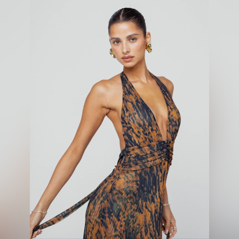 Resa - CHELSEA MAXI DRESS IN BOND - Picture 2 of 4